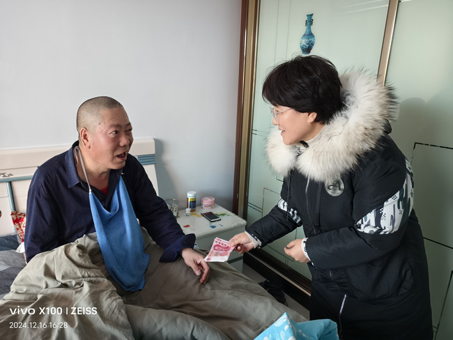 张家口市张北县残联扎实开展“爱心河北 助残暖冬”活动1.jpg